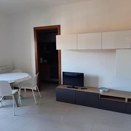 Appartamento Confortevole E Ben Servito San Mariano Екстер'єр фото